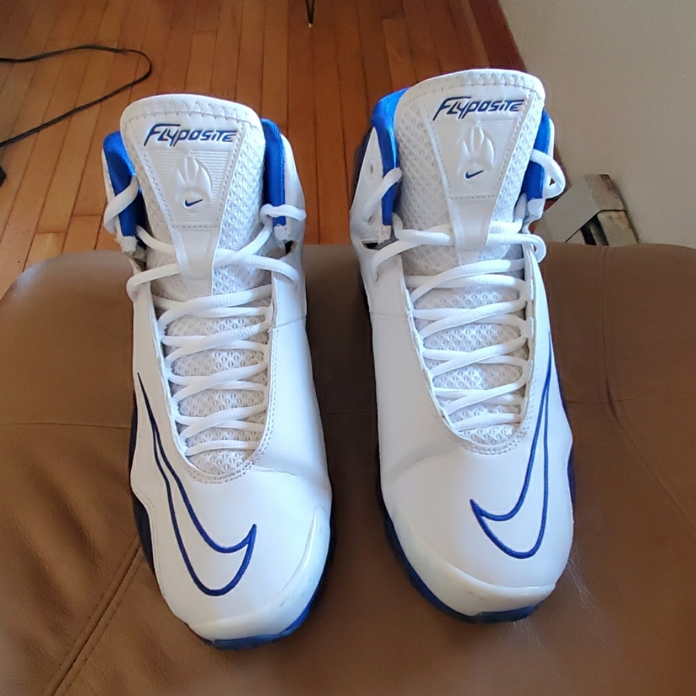 Nike Air Max Flyposite